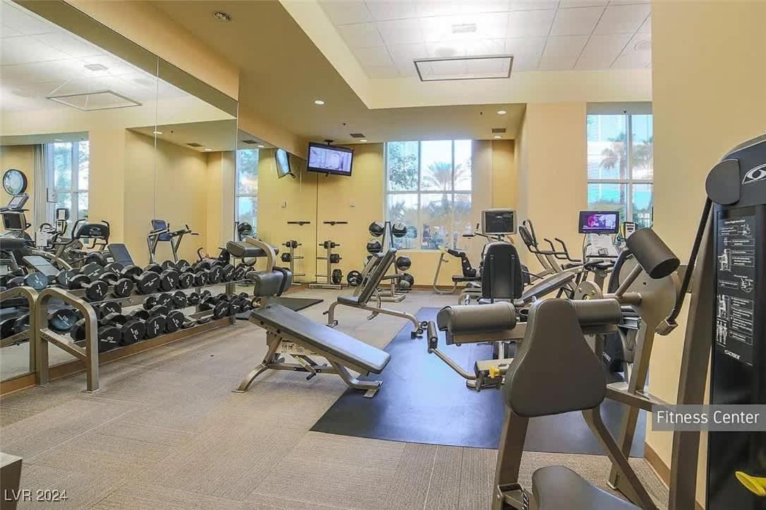 Stunning 1br Strip Views & Balcony 12701 Apartamento *