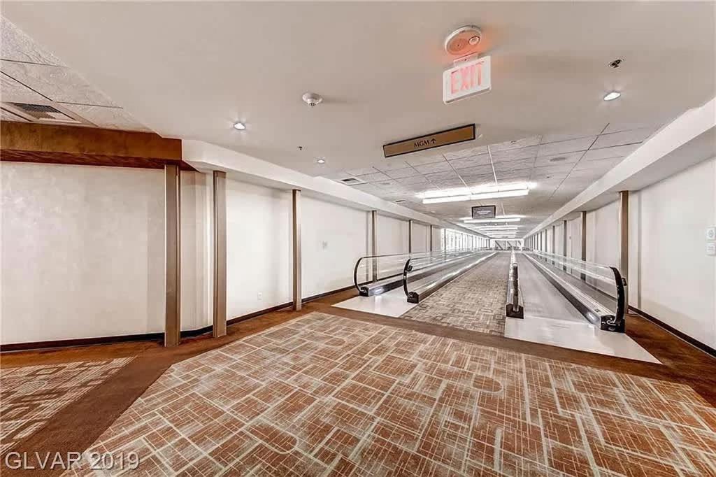 Apartamento Stunning 1br Strip Views & Balcony 12701 *