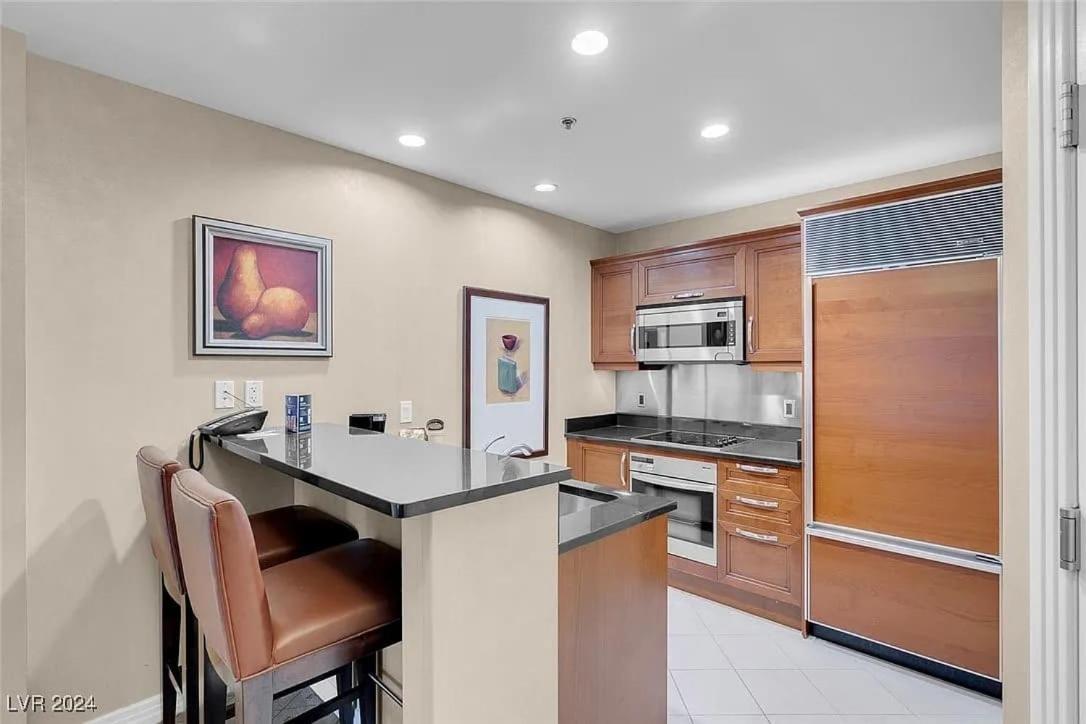 Stunning 1br Strip Views & Balcony 12701 Las Vegas