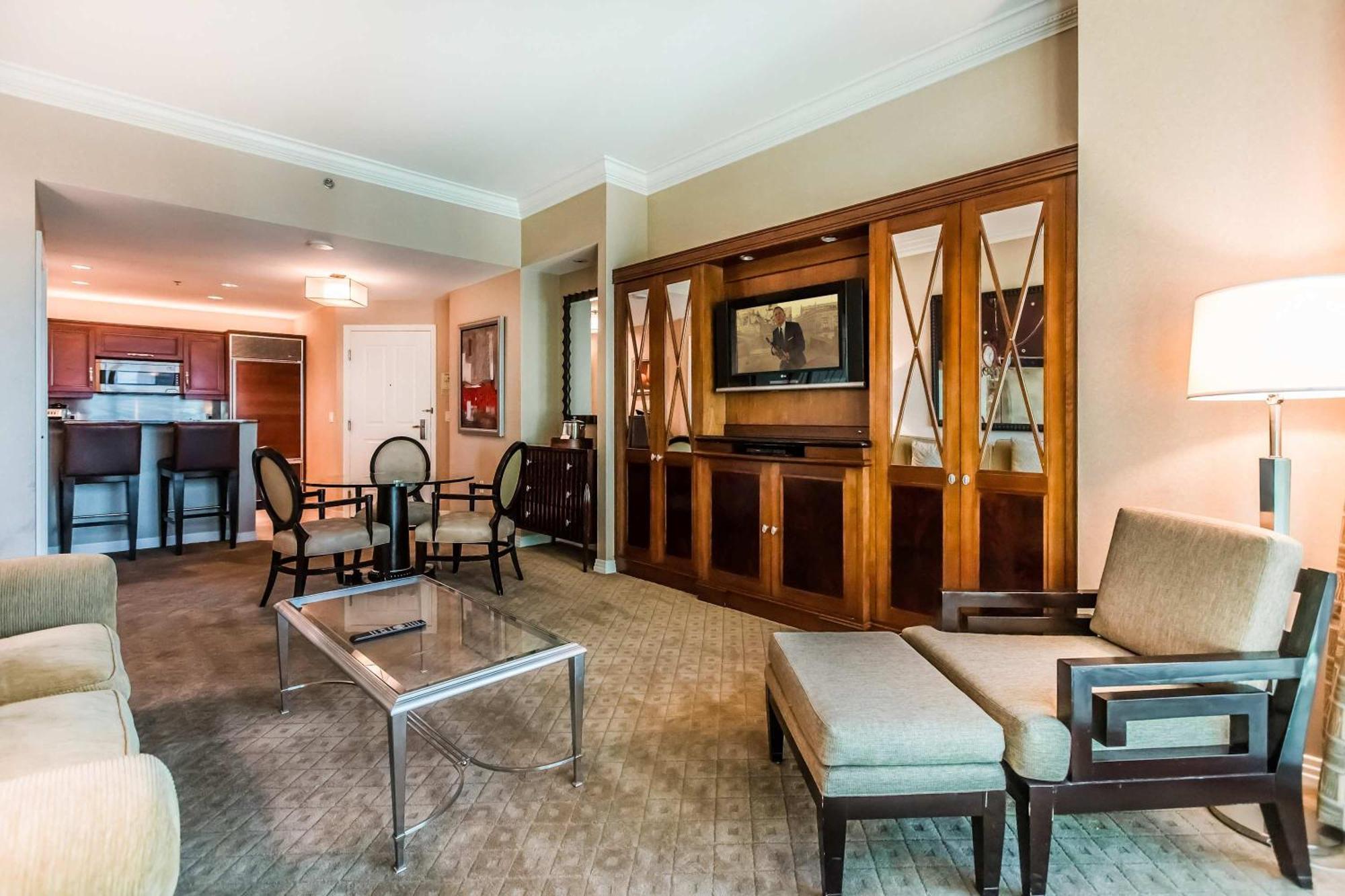 Apartamento Stunning 1br Strip Views & Balcony 12701 *
